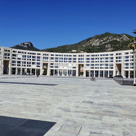 Le 13 Fontane Apartment Salerno Bagian luar foto