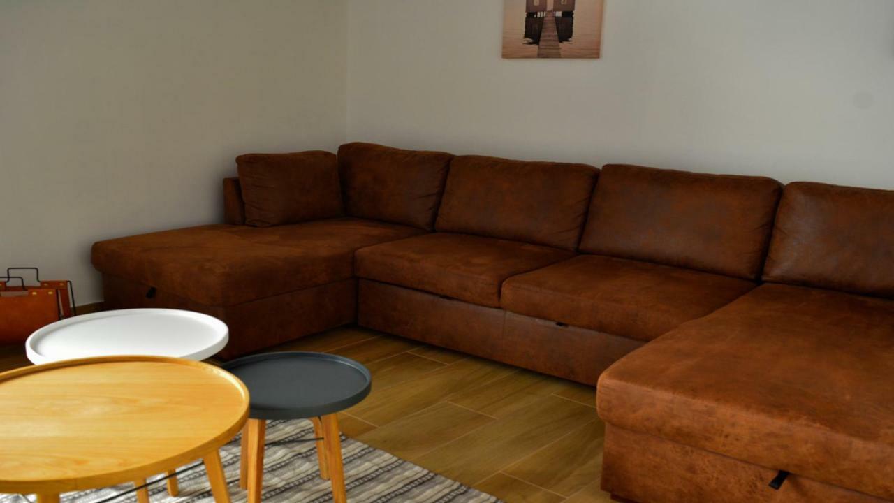Le 13 Fontane Apartment Salerno Bagian luar foto