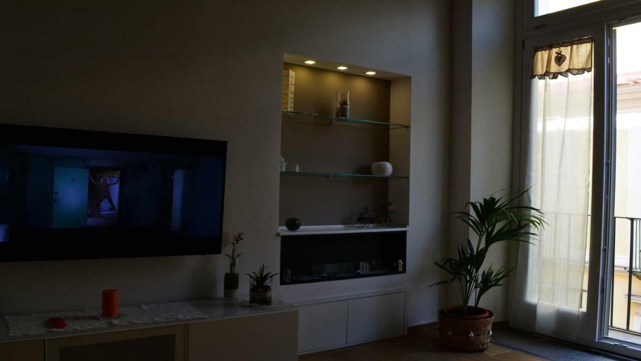 Le 13 Fontane Apartment Salerno Bagian luar foto